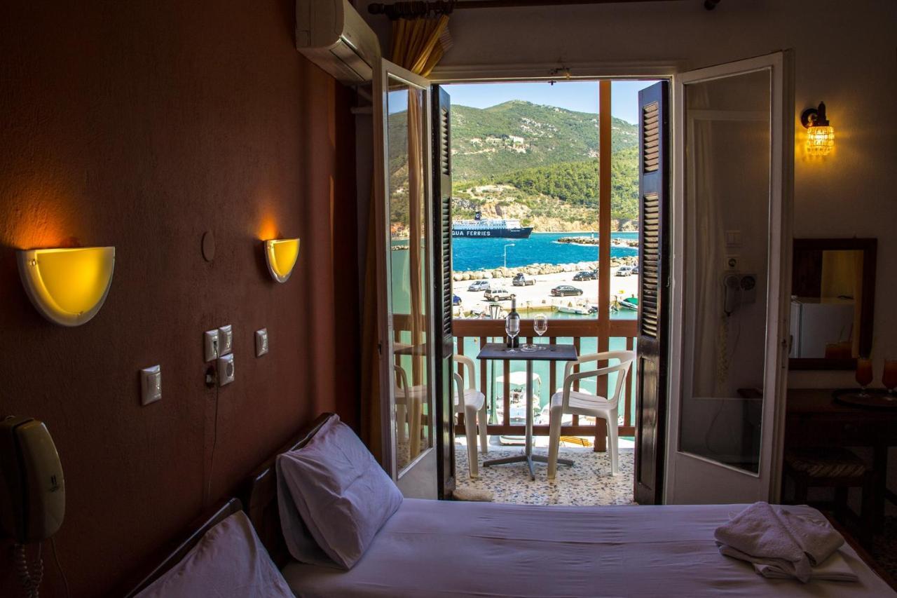 Georgios L Hotell Skópelos Eksteriør bilde